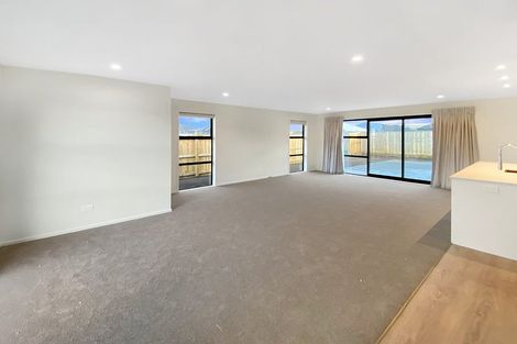 Photo of property in 27 Gemstone Place, Rolleston, 7615