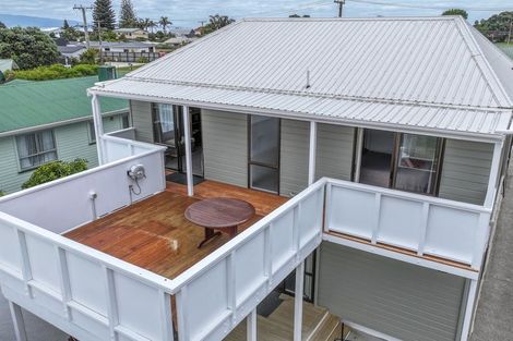 Photo of property in 7 West Crescent, Te Puru, Thames, 3575