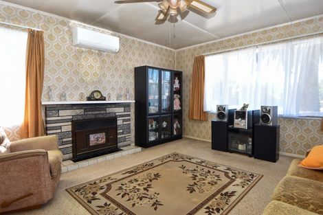 Photo of property in 30 Taverner Street, Carterton, 5713