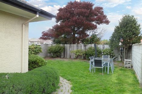 Photo of property in 8/23 Frederick Street, Waltham, Christchurch, 8011