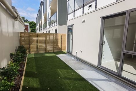 Photo of property in 12 Mina Way, Browns Bay, Auckland, 0630