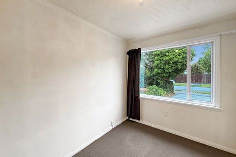 Photo of property in 8 Clonbern Place, Upper Riccarton, Christchurch, 8041
