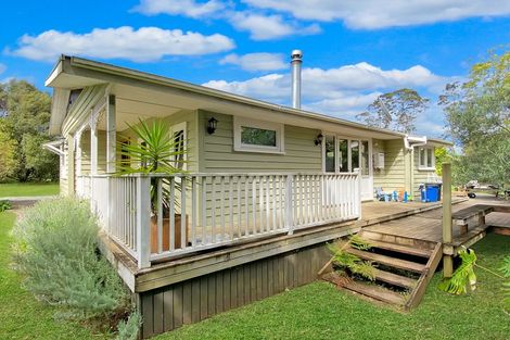 Photo of property in 30 Waimate North Road, Kerikeri, 0293