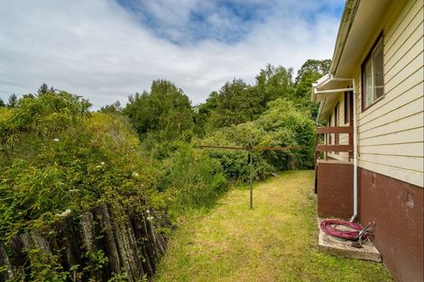 Photo of property in 41 Village Loop Road, Waipori Falls, Outram, 9073