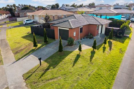 Photo of property in 9 Eloise Place, Clendon Park, Auckland, 2103