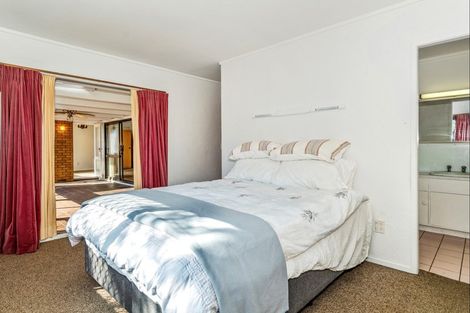 Photo of property in 37 Waitui Grove, Mount Maunganui, 3116