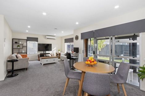 Photo of property in 34 Arcon Drive, Broomfield, Christchurch, 8042