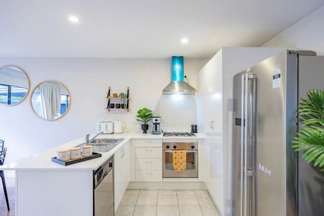 Photo of property in Casa Bella, 9/427 Albany Highway, Albany, Auckland, 0632