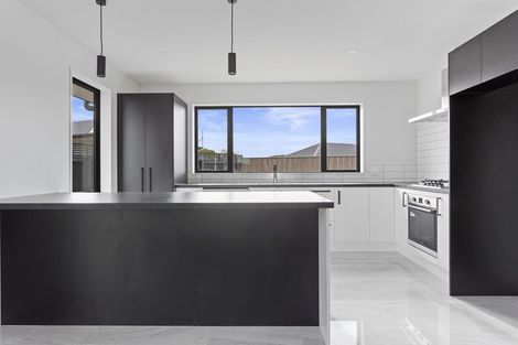 Photo of property in 12 Deans Place, Amberley, 7410