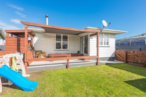 Photo of property in 53 Titoki Street, Castlecliff, Whanganui, 4501