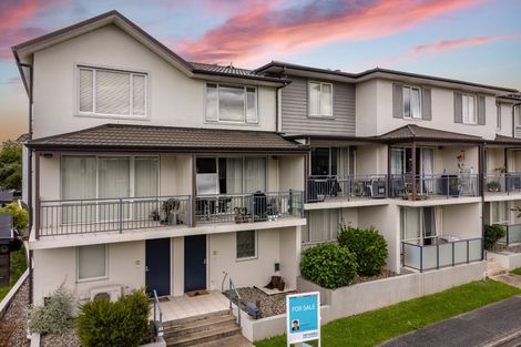 Photo of property in 31 Opito Way, East Tamaki, Auckland, 2013