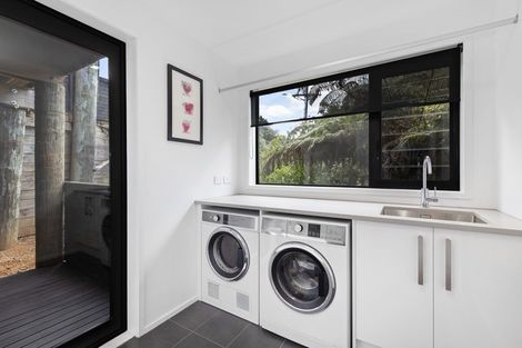 Photo of property in 28 Kitewaho Road, Swanson, Auckland, 0816