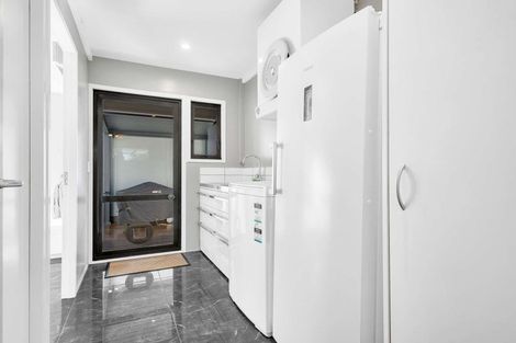 Photo of property in 37 Hikanui Drive, Havelock North, 4130