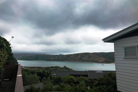 Photo of property in 58 Kiriwai Road, Paremata, Porirua, 5024