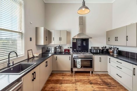 Photo of property in 50 Kimber Street, Halcombe, Feilding, 4779