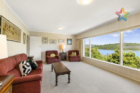 Photo of property in 8 Annan Grove, Papakowhai, Porirua, 5024