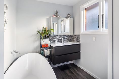 Photo of property in 15 Sherratt Street, West End, Timaru, 7910