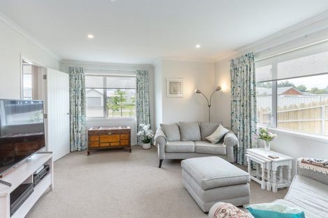 Photo of property in 38 Westwood Avenue, Greytown, 5712