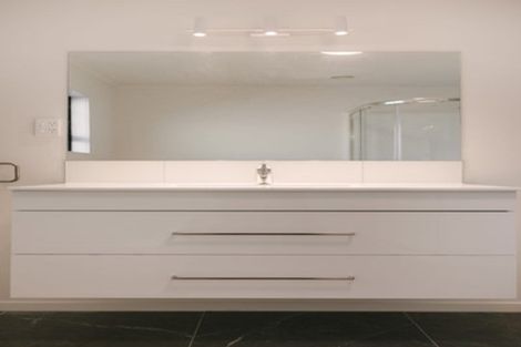 Photo of property in 2 Cypress Way, Levin, 5510