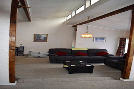 Photo of property in 3 Gabriel Street, Raumati Beach, Paraparaumu, 5032