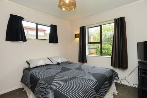 Photo of property in 8 Palmer Place, Parkvale, Hastings, 4122