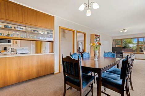 Photo of property in 7 Mirfield Place, Russley, Christchurch, 8042