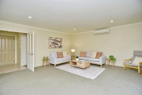 Photo of property in 7 Kowhai Avenue, Rangiora, 7400