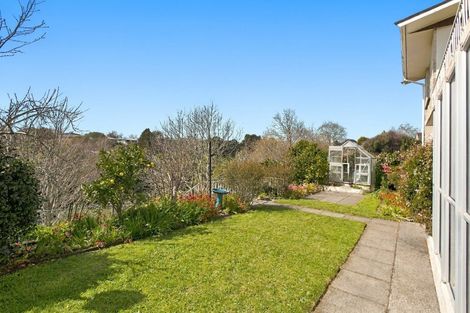 Photo of property in 7 Montana Place, Merrilands, New Plymouth, 4312