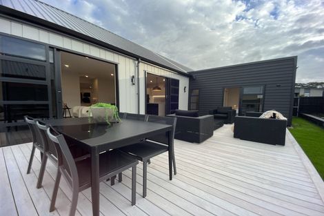 Photo of property in 30 Rosslands Avenue, Karaka, 2124