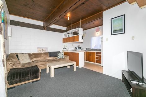 Photo of property in 7a June Place, Hamilton East, Hamilton, 3216