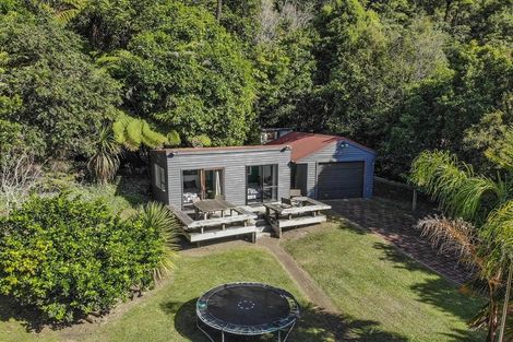 Photo of property in 17 Tombleson Road, Lake Rotoma, Rotorua, 3074