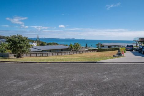 Photo of property in 41 Dudley Crescent, Cable Bay, 0420