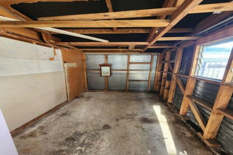 Photo of property in 40 Farquhar Road, Glendene, Auckland, 0602