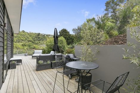 Photo of property in 58b Pekanga Road, Normandale, Lower Hutt, 5010