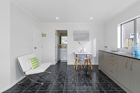 Photo of property in 1/1553 Great North Road, Waterview, Auckland, 1026