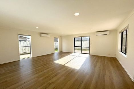 Photo of property in 4 Jack Place, Flat Bush, Auckland, 2019