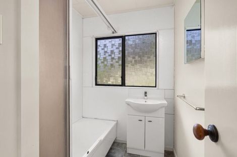 Photo of property in 56 Tahuna Road, Paihia, 0200