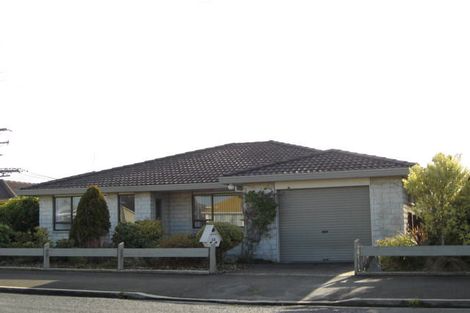 Photo of property in 32 Hargest Crescent, Saint Kilda, Dunedin, 9012