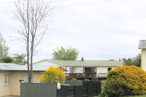 Photo of property in 2/39 Kotare Street, Hilltop, Taupo, 3330