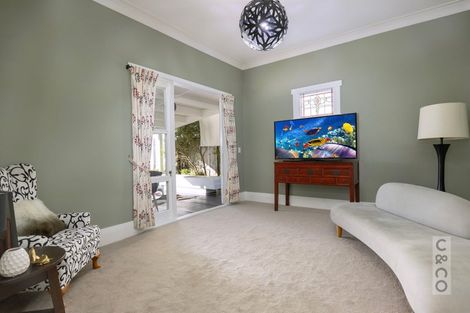 Photo of property in 8 Puriri Street, Helensville, 0800