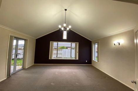 Photo of property in 19 Innswood Place, Rototuna North, Hamilton, 3210