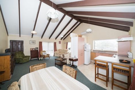 Photo of property in 27 Charles Cross Street, Longburn, Palmerston North, 4412