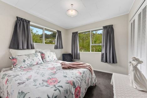 Photo of property in 24 Kurth Crescent, Silverstream, Upper Hutt, 5019