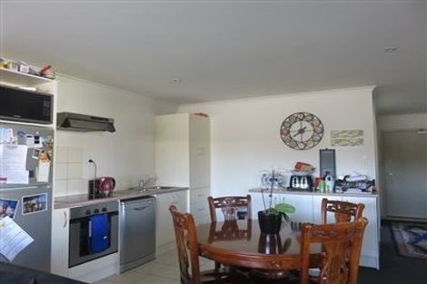 Photo of property in 2c/47 Stanhope Road, Mount Wellington, Auckland, 1051