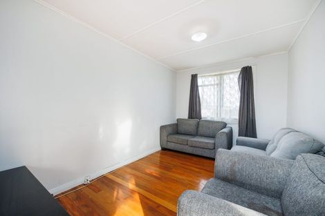 Photo of property in 33 Holland Crescent, Bulls, 4818