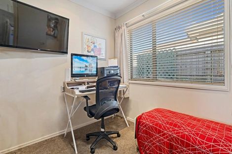 Photo of property in 8 Utopia Park Heights, Welcome Bay, Tauranga, 3112