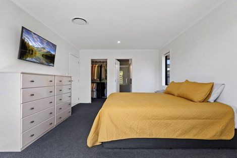 Photo of property in 166 Adler Drive, Ohauiti, Tauranga, 3112