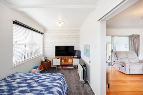 Photo of property in 79 Nash Parade, Foxton Beach, Foxton, 4815