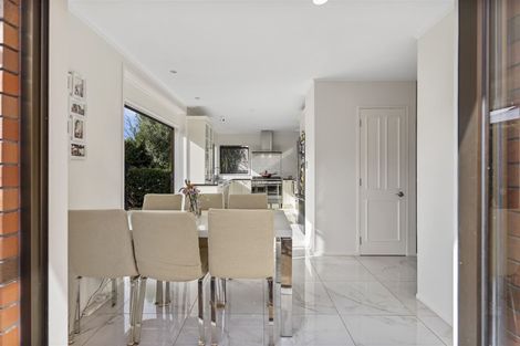 Photo of property in 3 Citation Way, Botany Downs, Auckland, 2010