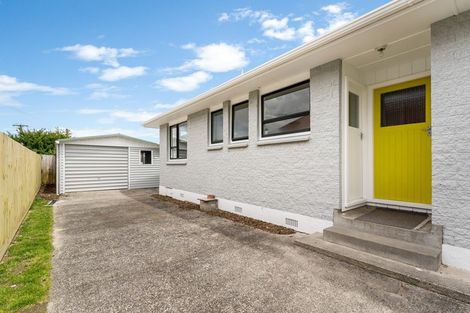 Photo of property in 59 Chapman Crescent, Naenae, Lower Hutt, 5011